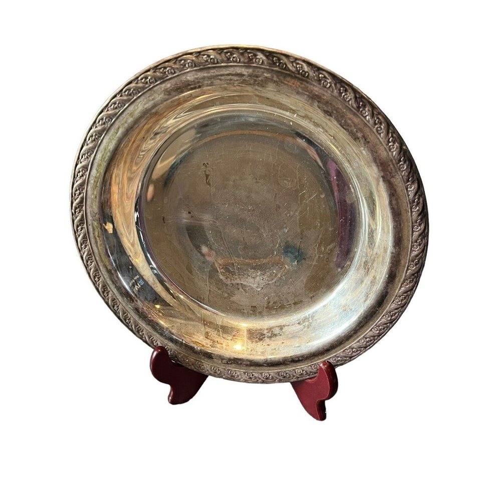 WM Rogers & Son Silverplate Spring Flower Footed Dish - 2060